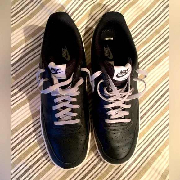 Men’s Nike Court Vision low - Picture 2 of 6